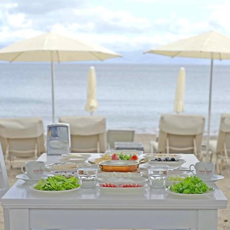 בודרום Oemer Aybak Beach Hotel מראה חיצוני תמונה