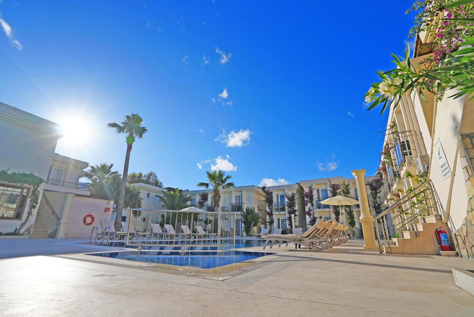 בודרום Oemer Aybak Beach Hotel מראה חיצוני תמונה